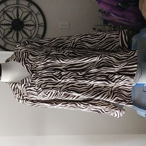 Liz & Me Ladies animal print jacket cover shirt size 3x 26/28 W.    T1